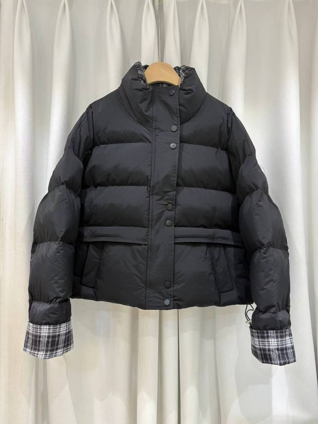 [WEBSITE EXCLUSIVE] C3103 Checkered Charm Puffer Jacket