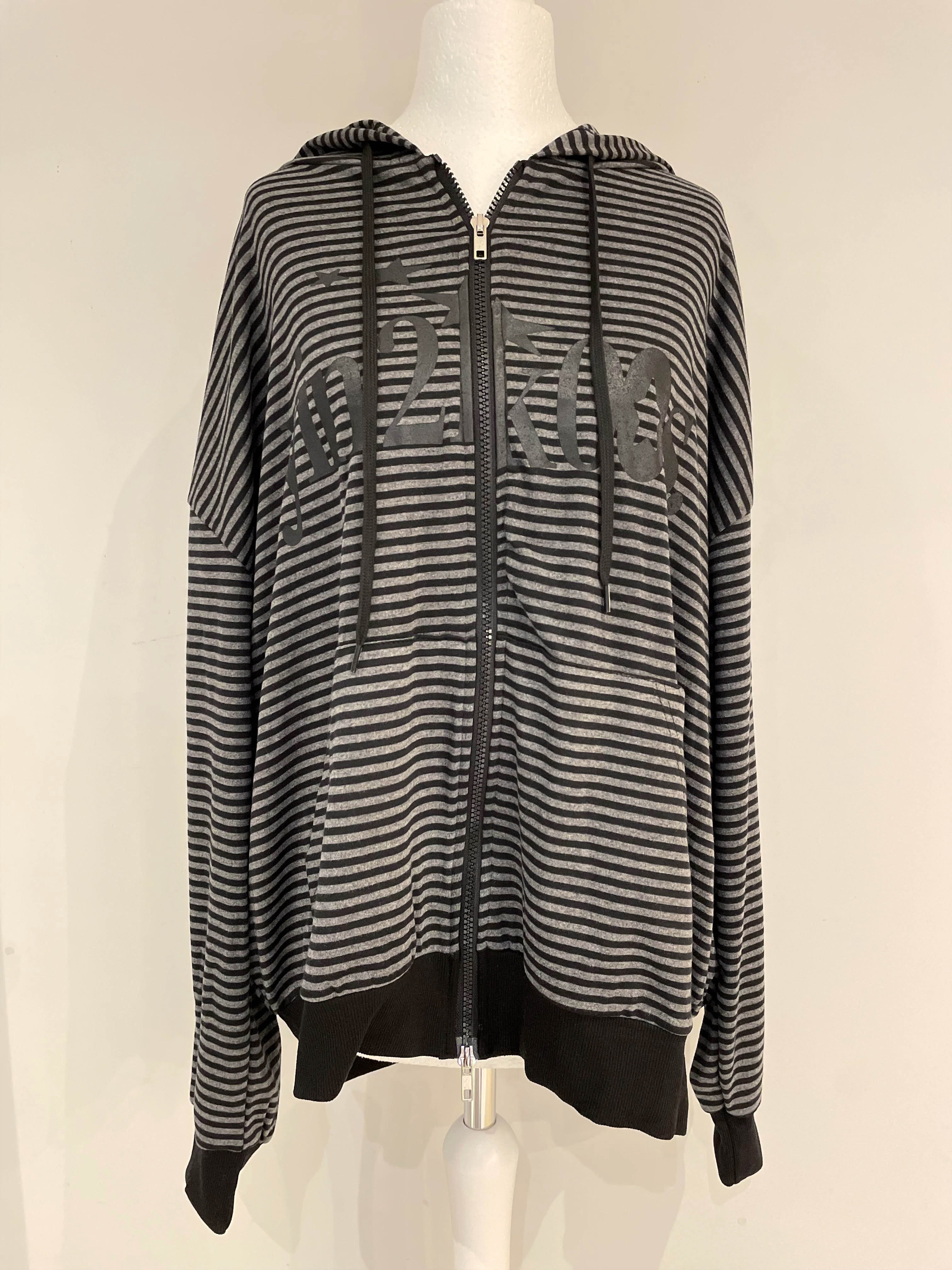 C3302 Playful Street Hoodie