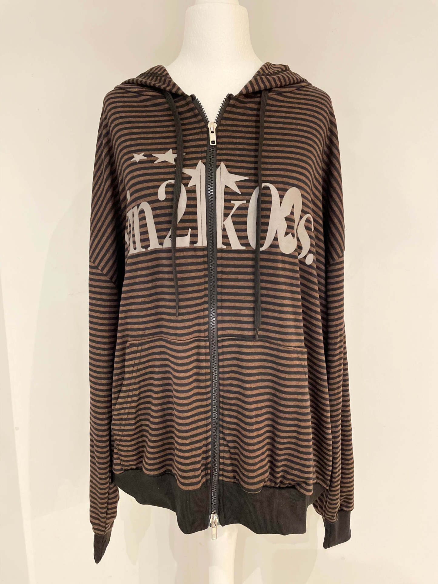 C3302 Playful Street Hoodie