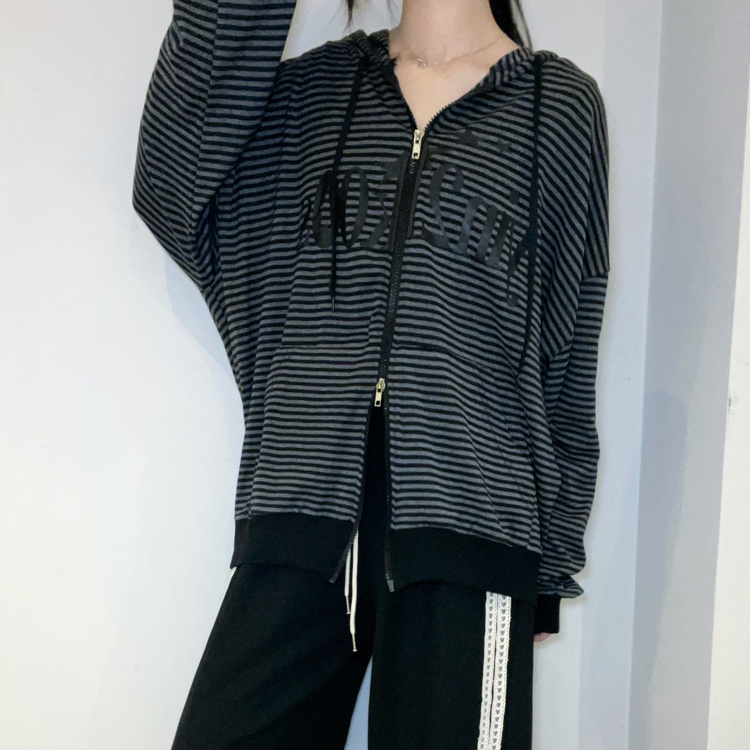 C3302 Playful Street Hoodie