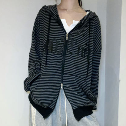 C3302 Playful Street Hoodie