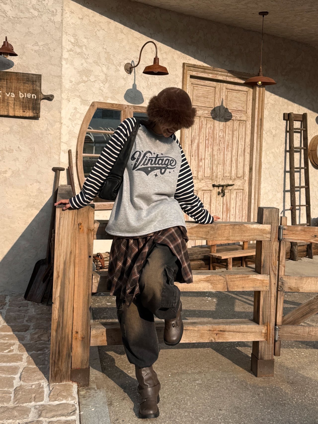 [WEBSITE EXCLUSIVE] C3308 Vintage Nostalgia Sweater