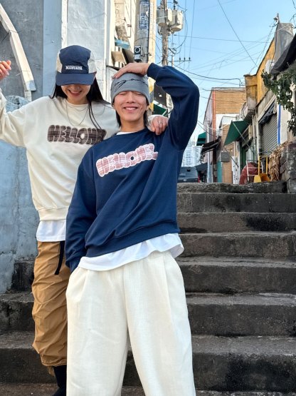 [Preorder 1st Drop Price] C3311 Hellohel Checkered Sweater