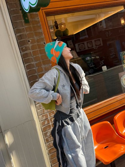 [Preorder 1st Drop Price] C3312 Serenity Spark Hoodie