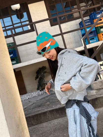 [Preorder 1st Drop Price] C3312 Serenity Spark Hoodie