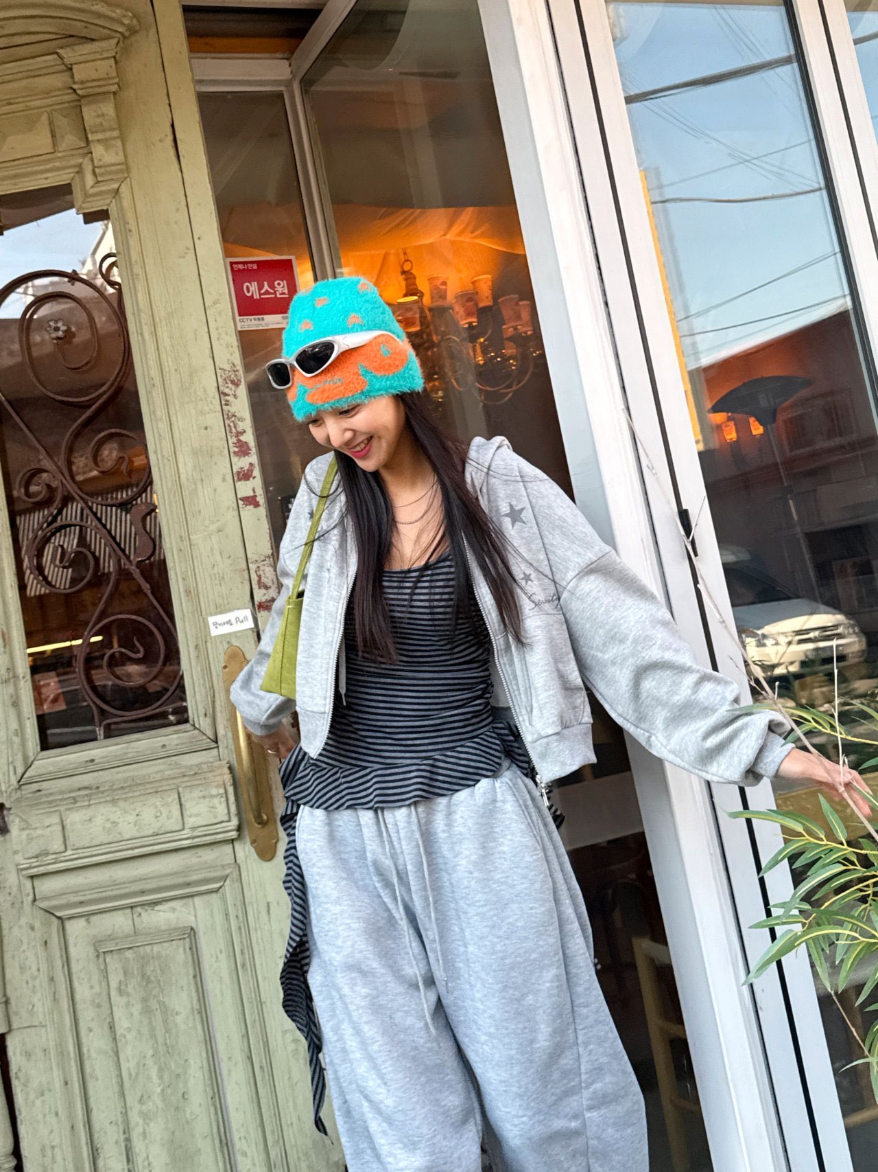 [Preorder 1st Drop Price] C3312 Serenity Spark Hoodie