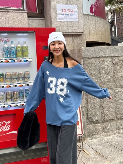 [Preorder 1st Drop Price] C3314 Cosmic 38 Sweater