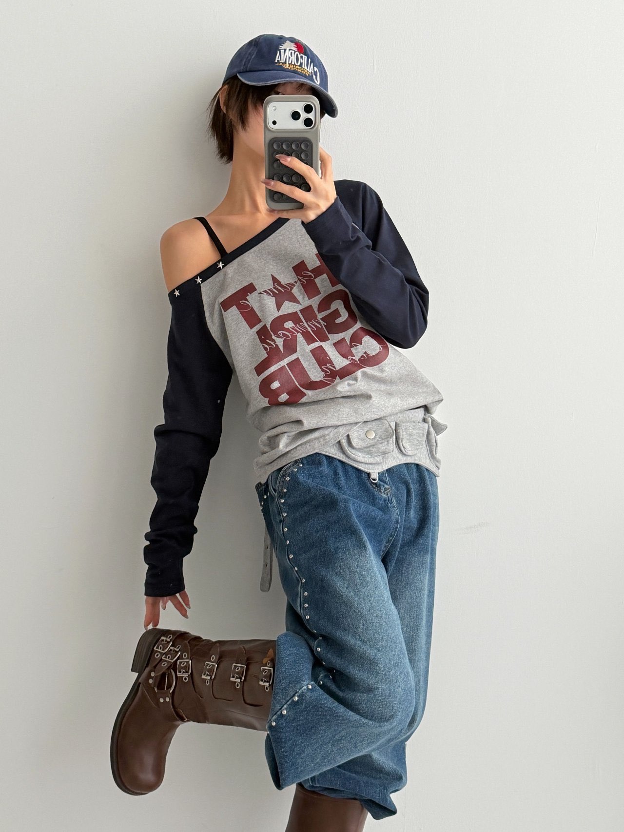 [Preorder 1st Drop Price] C3315 Hot Girl Club Sweater