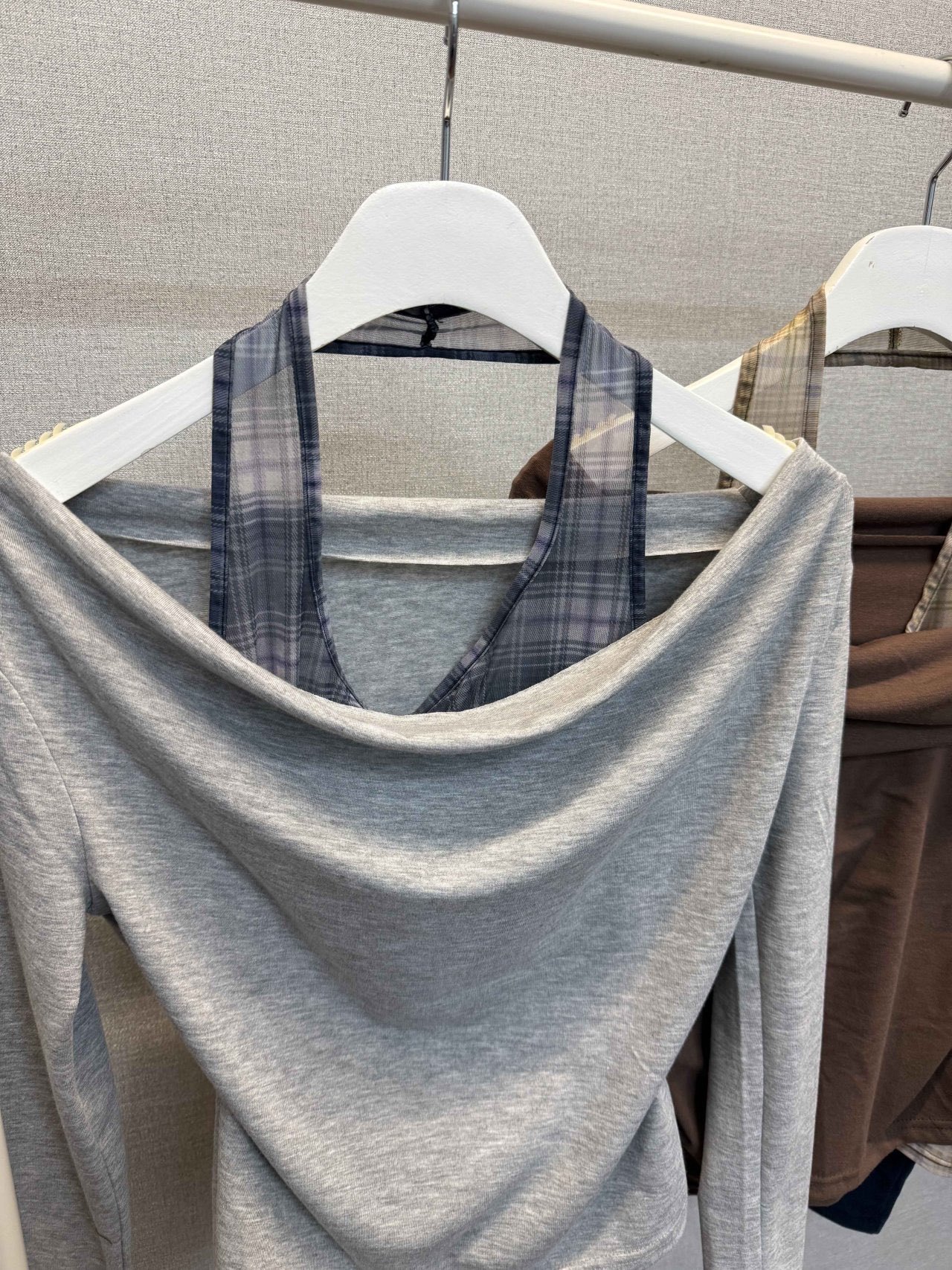 [Preorder 1st Drop Price] C3316 Cowlbound Layer Top