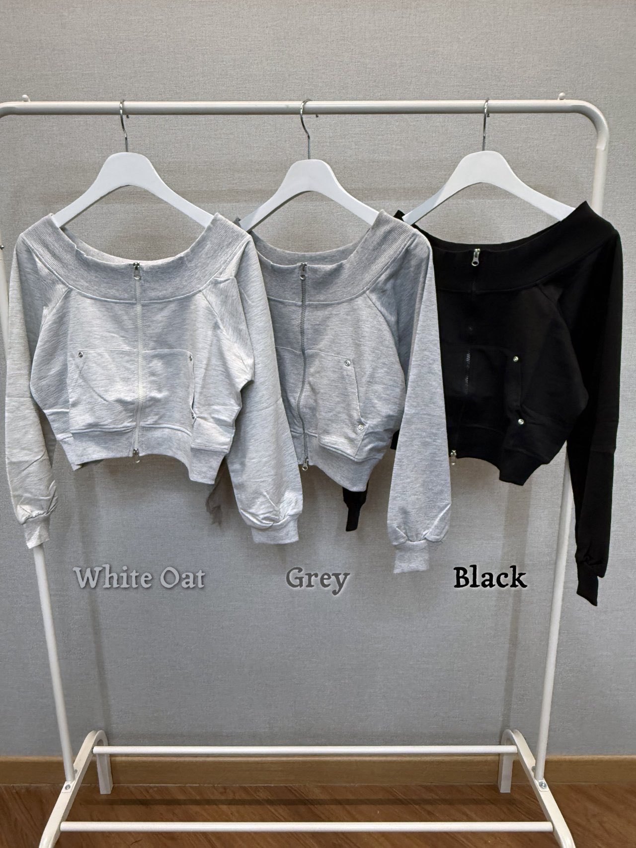 [Preorder 1st Drop Price] C3317 Zipper Bardot Top