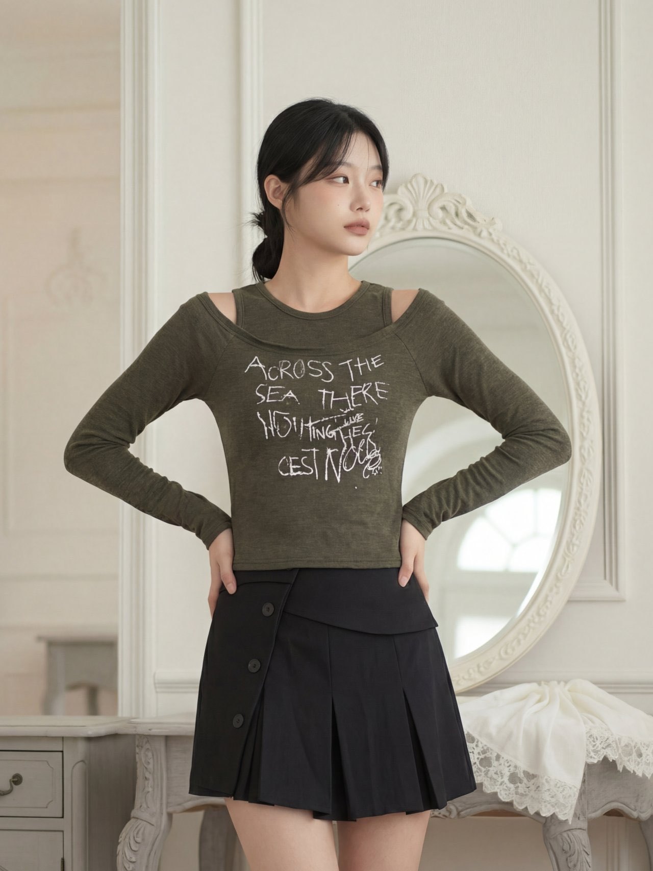 [Preorder 1st Drop Price] C3320 Seabound Graffiti Top