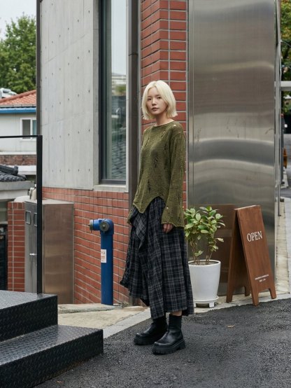 [Preorder 1st Drop Price] C3321 Broken Heart Sweater