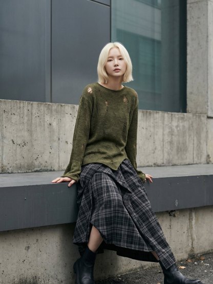 [Preorder 1st Drop Price] C3321 Broken Heart Sweater