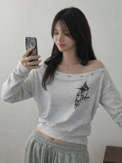 [Preorder 1st Drop Price] C3322 Cross Gothic Sweater
