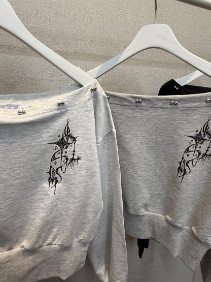 [Preorder 1st Drop Price] C3322 Cross Gothic Sweater