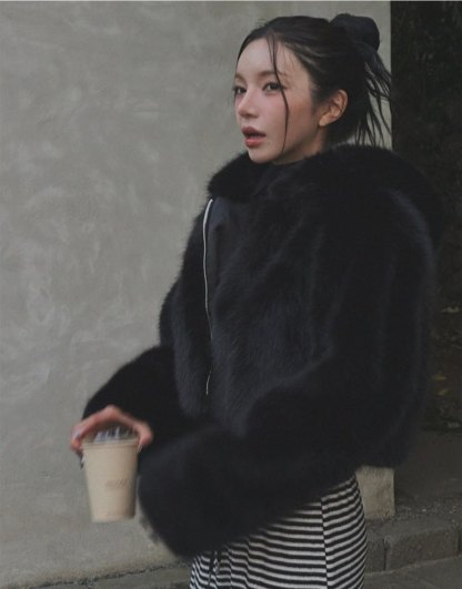 [WEBSITE EXCLUSIVE] C3504 Crop Cuddle Jacket