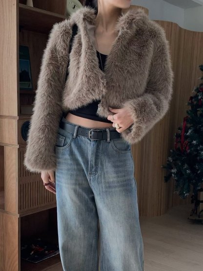 [WEBSITE EXCLUSIVE] C3504 Crop Cuddle Jacket