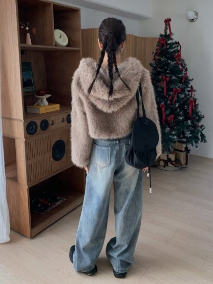 [WEBSITE EXCLUSIVE] C3504 Crop Cuddle Jacket