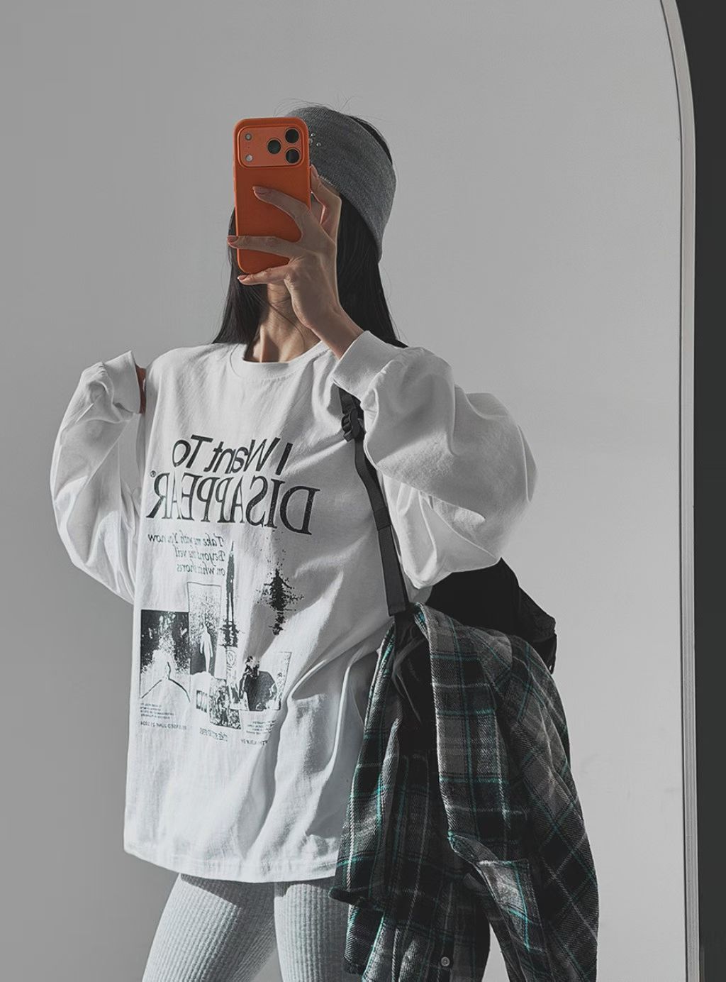 [Preorder 1st Drop Price] C3605 Fade Mono Sweater