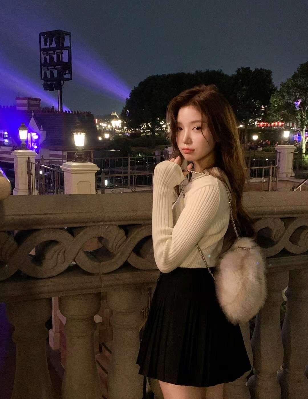 [WEBSITE EXCLUSIVE] C3704 Elegant Knit Top