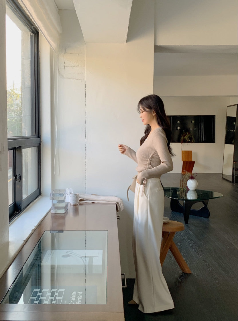 [Preorder 1st Drop Price] C3710 Echo Shirring Top