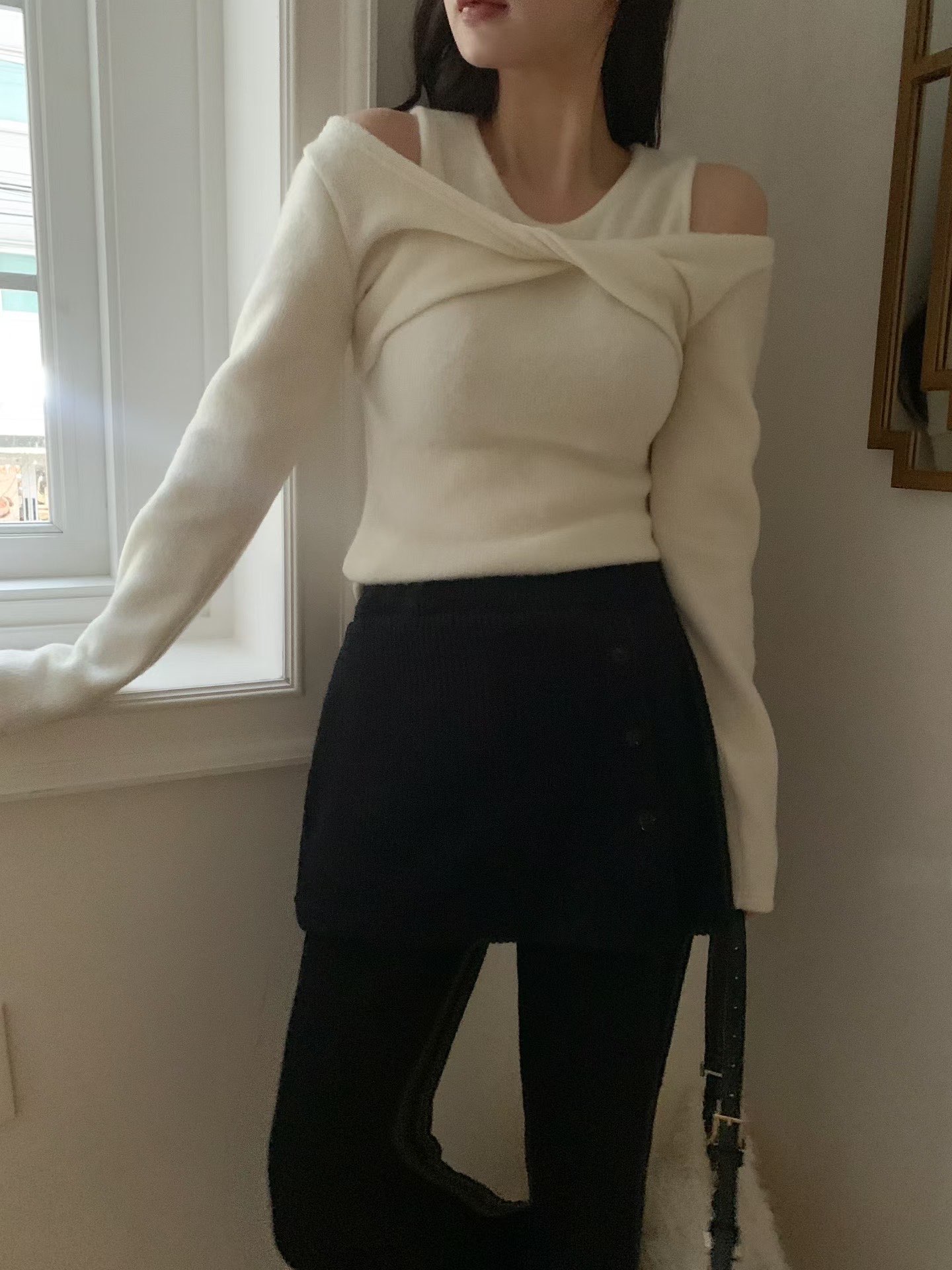 [Preorder 1st Drop Price] C3801 Twisted Illusion Top