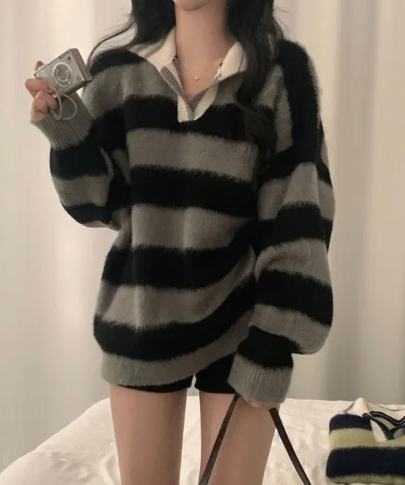 [WEBSITE EXCLUSIVE] C3902 Fluffy Collared Sweater