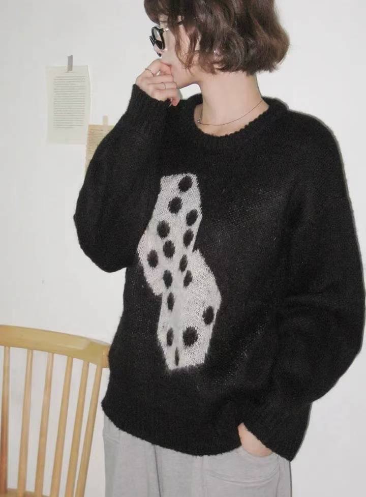 [WEBSITE EXCLUSIVE] C3904 Double Dice Knit Sweater