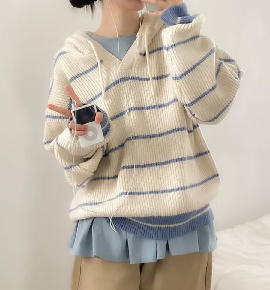 [Preorder 1st Drop Price] C3907 Breezeway Hoodie