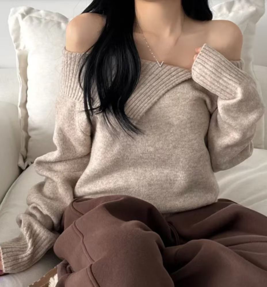 [Preorder 1st Drop Price] C3908 Soft Fragile Knit Sweater