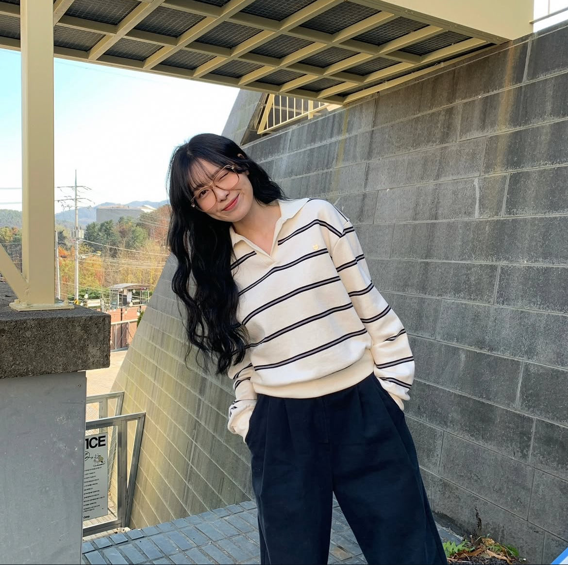 [Preorder 1st Drop Price] C4002 Heartbeat Collared Sweater