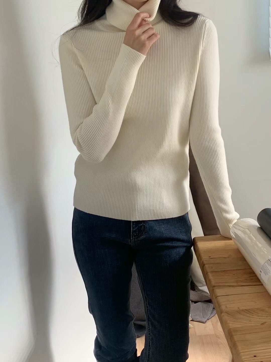 C4101 Basic Turtleneck Top