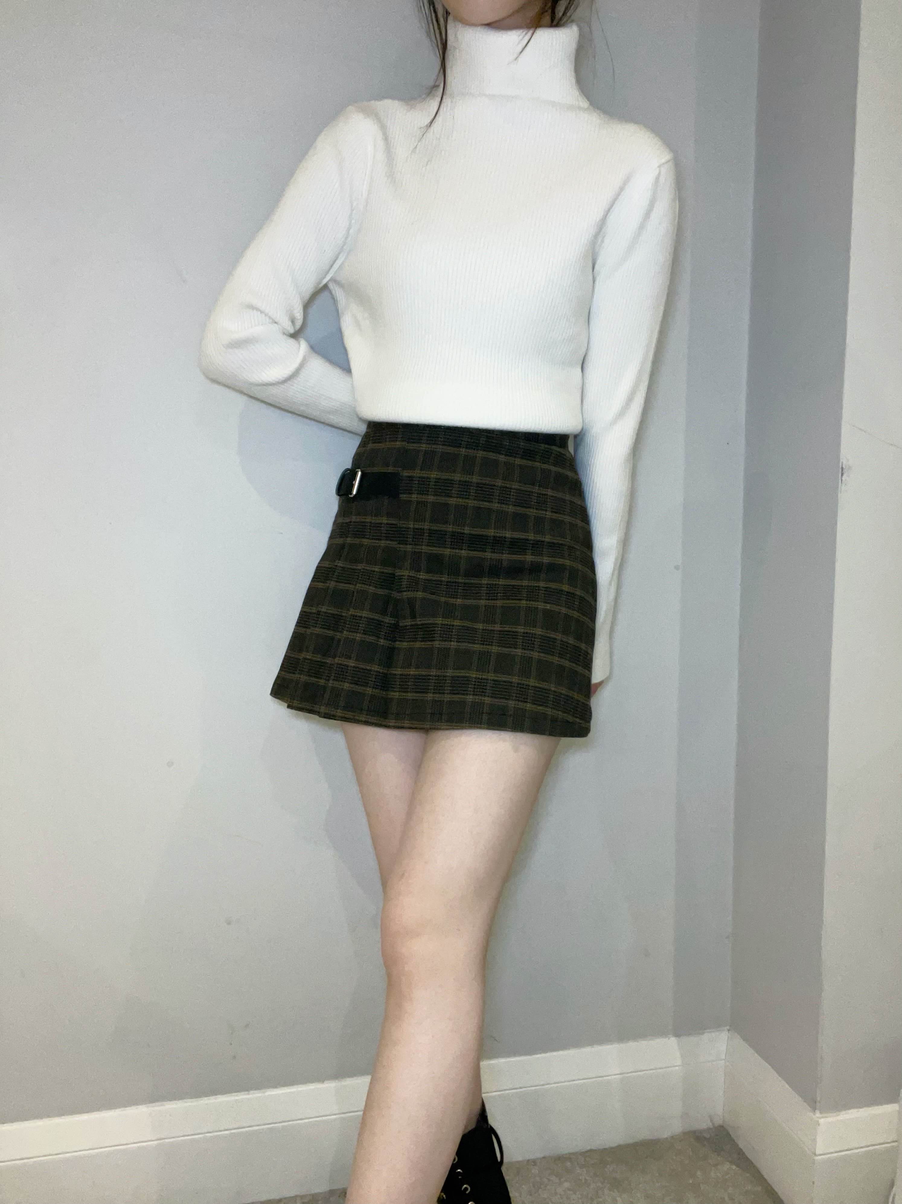 C4101 Basic Turtleneck Top