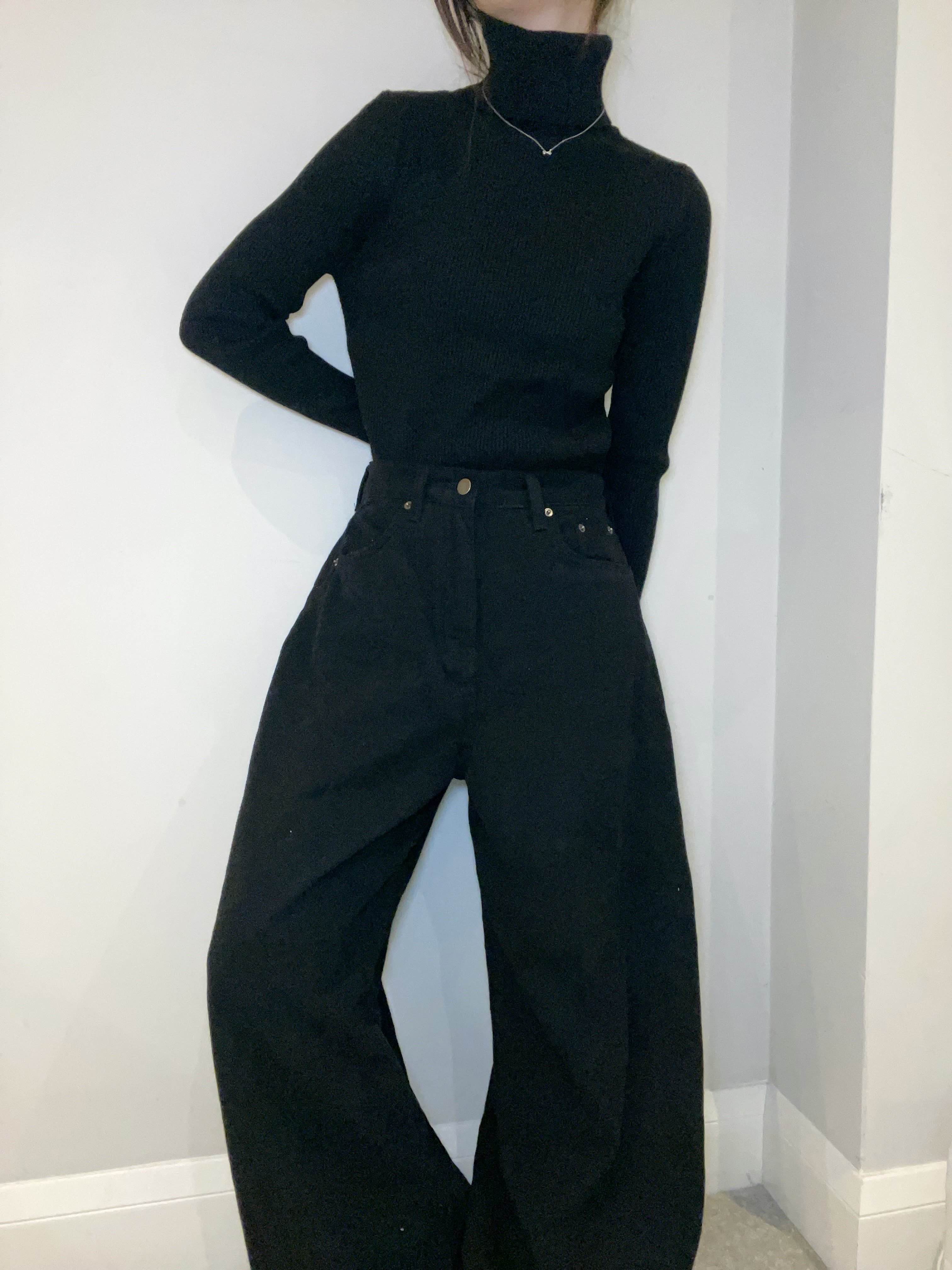 C4101 Basic Turtleneck Top