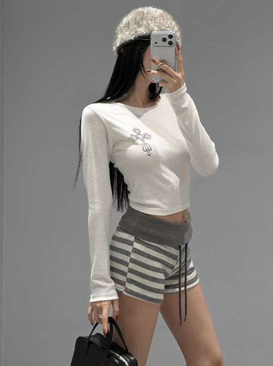 [Preorder 1st Drop Price] C4206 Heartspire Top