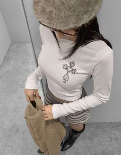 [Preorder 1st Drop Price] C4206 Heartspire Top