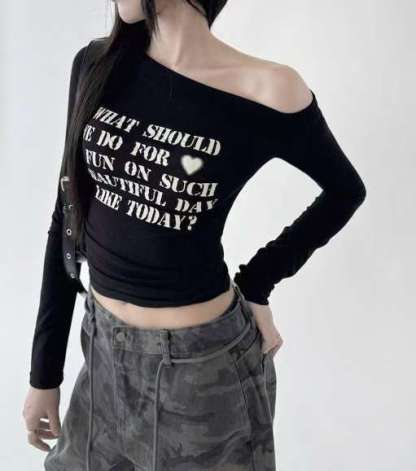 [Preorder 1st Drop Price] C4207 Tilted Daydream Top