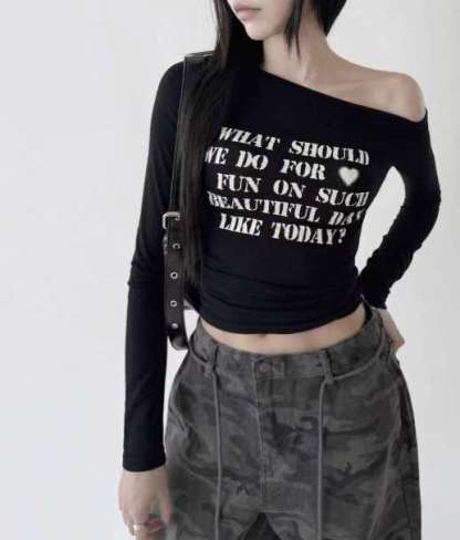 [Preorder 1st Drop Price] C4207 Tilted Daydream Top