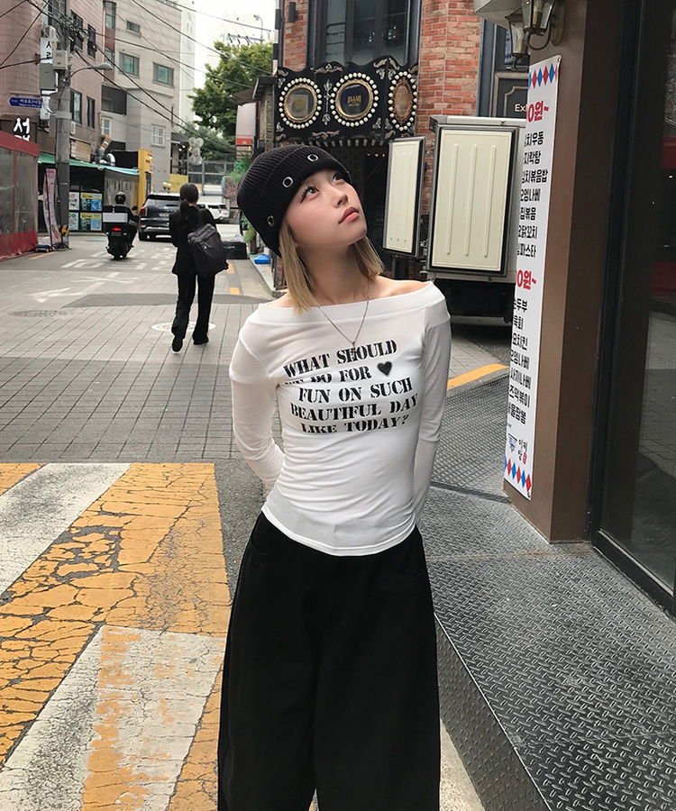 [Preorder 1st Drop Price] C4207 Tilted Daydream Top