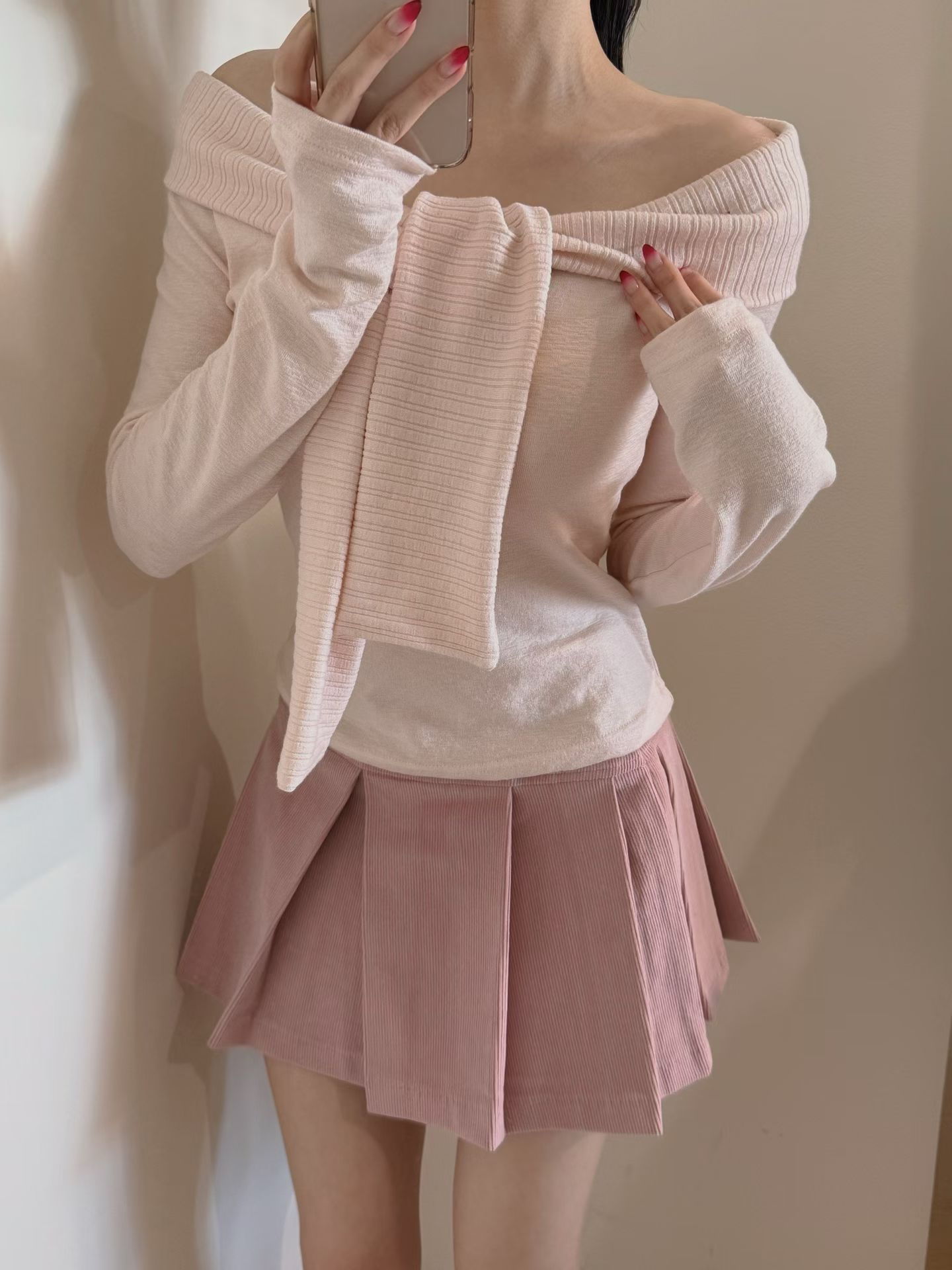 [WEBSITE EXCLUSIVE] C4301 Soft Knot Serenade Top