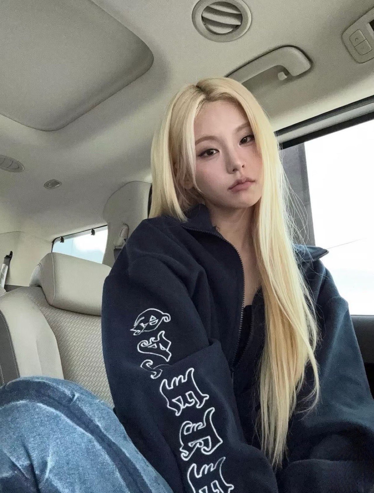 [Preorder 1st Drop Price] C4502 Acrtic Script Jacket