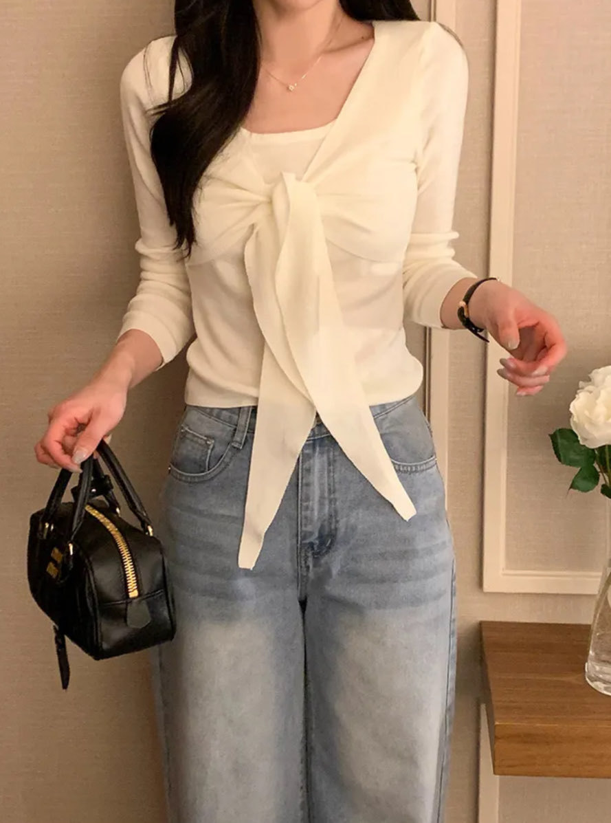 [Preorder 1st Drop Price] C4801 Elowen Knot Top