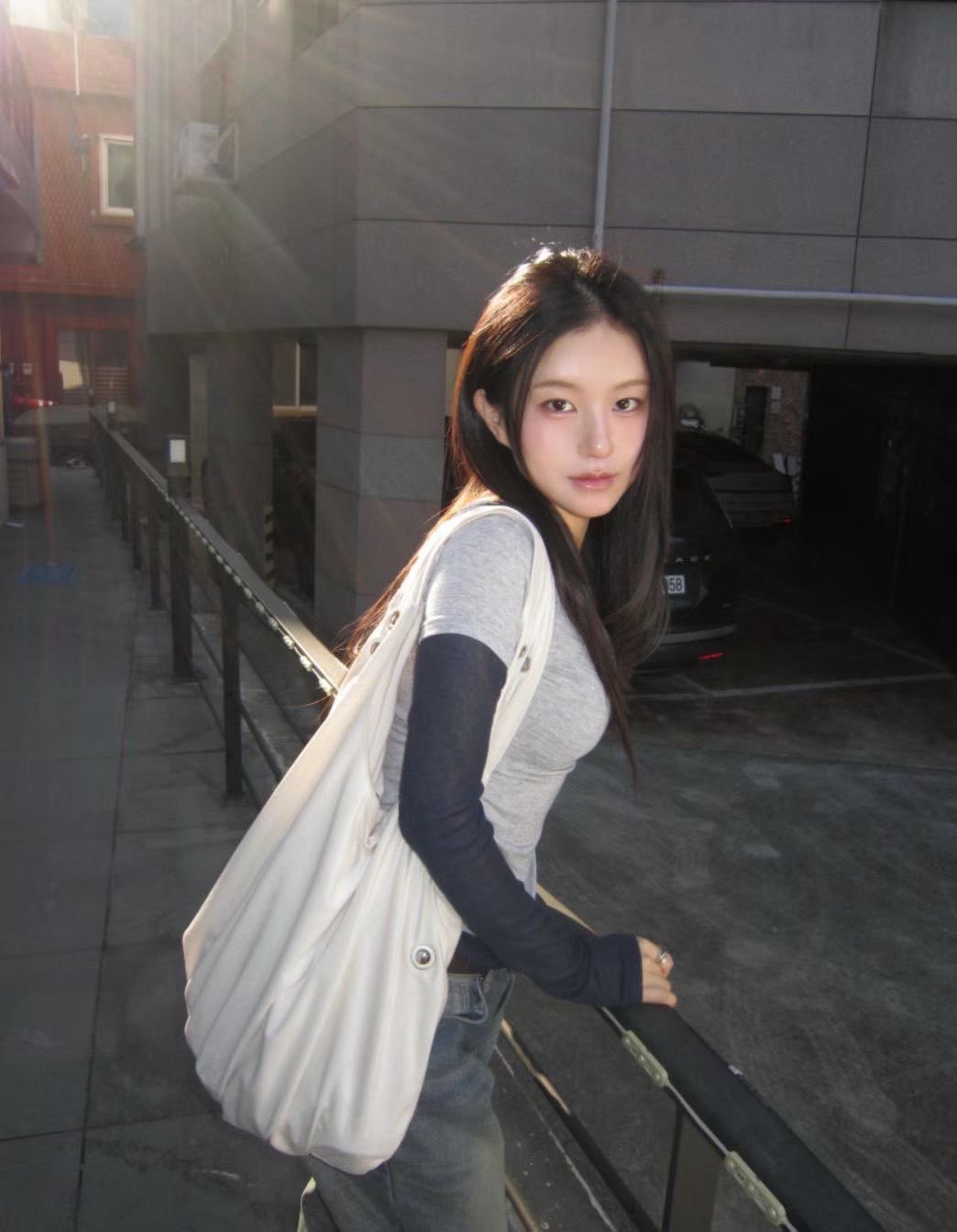 [Preorder 1st Drop Price] C4903 Shadow Layer Top