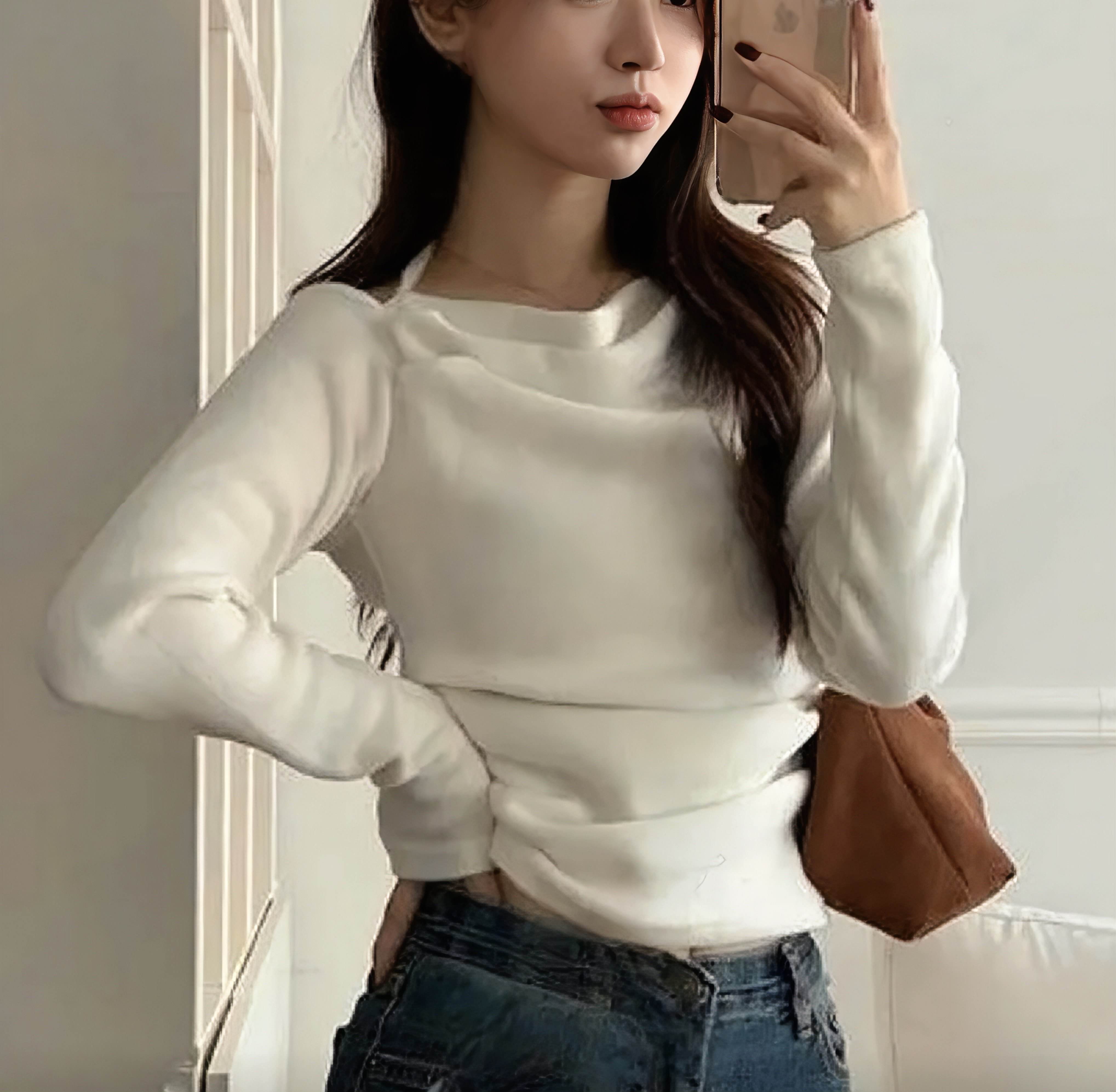 [Preorder 1st Drop Price] C601 Soft Allure Halter Top