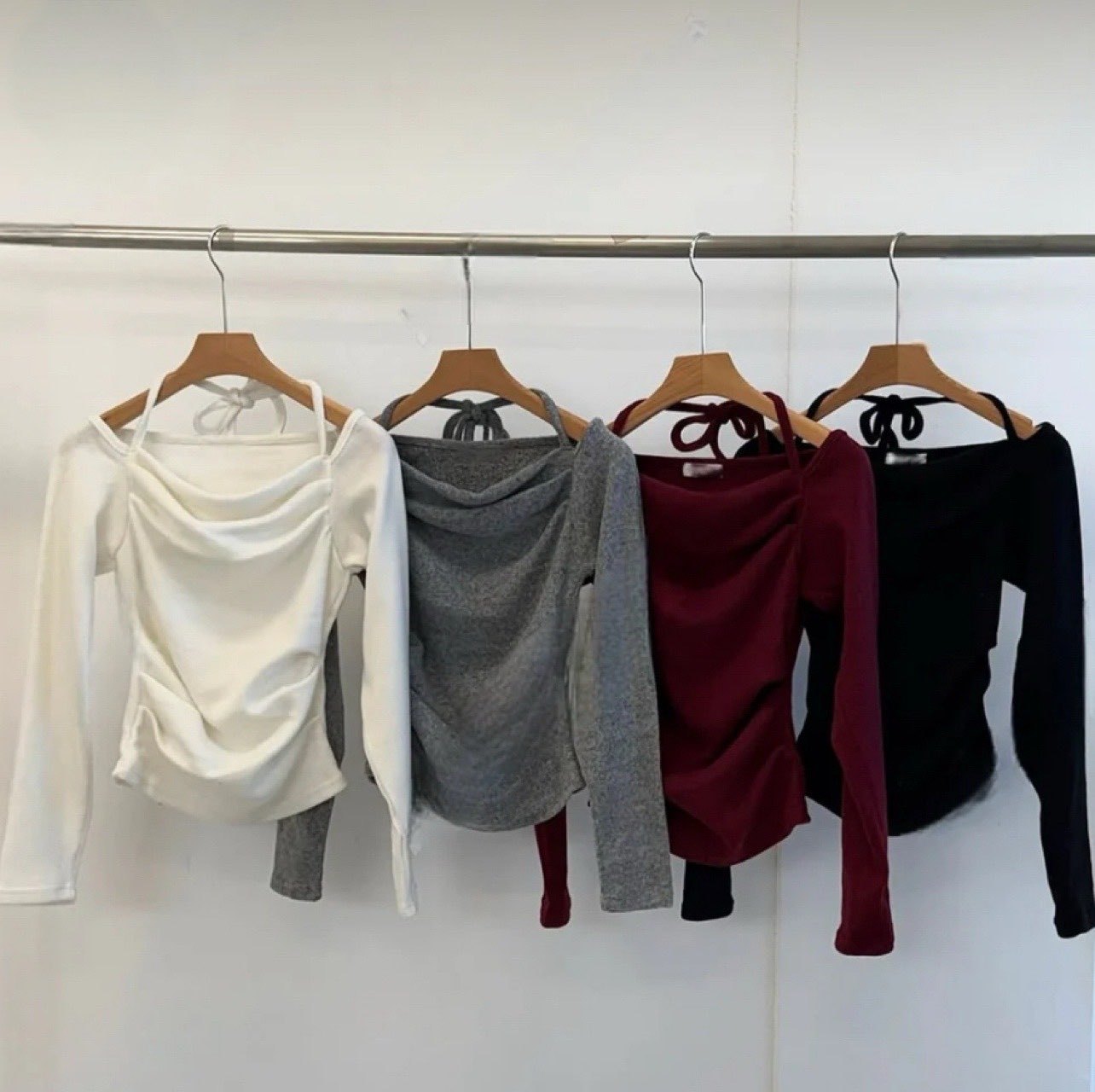 [Preorder 1st Drop Price] C601 Soft Allure Halter Top