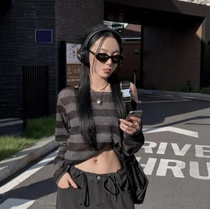[Preorder 1st Drop Price] C604 Afterdark Striped Top