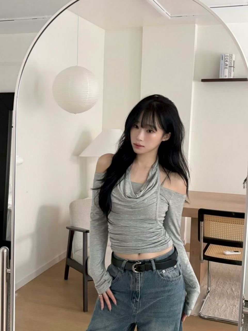 [WEBSITE EXCLUSIVE] C806 Delulu Halter Layer Top