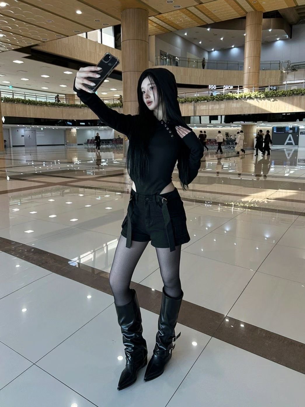 [Preorder 1st Drop Price] C809 Cutline Siren Hoodie