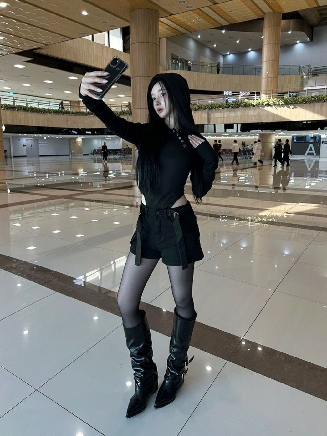 [Preorder 1st Drop Price] C809 Cutline Siren Hoodie