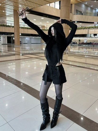 [Preorder 1st Drop Price] C809 Cutline Siren Hoodie